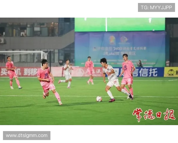 常德队足球奋勇拼搏展现湖湘精神书写绿茵场荣耀新篇章 常德队足球奋勇拼搏展现湖湘精神书写绿茵场荣耀新篇章