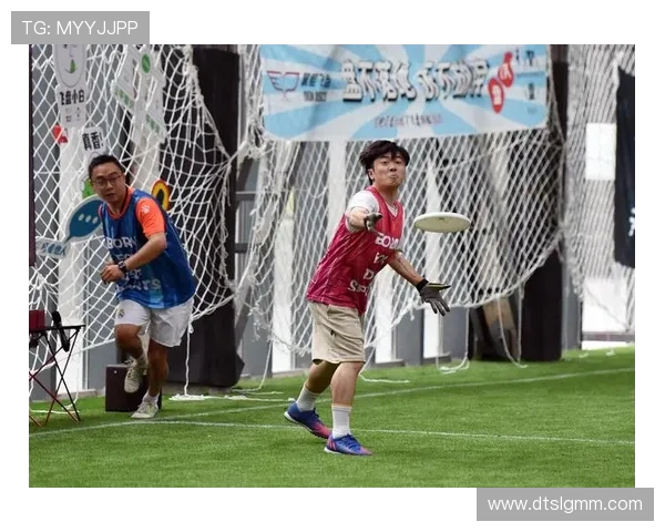 西安飞盘队在攀岩联赛中以74分稳居积分榜首位 西安飞盘队在攀岩联赛中以74分稳居积分榜首位