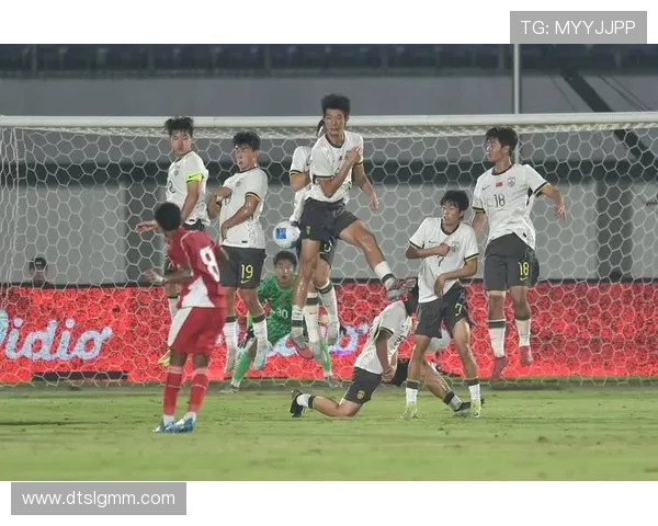 印尼与中国足球友谊赛精彩对决展现两国体育交流新篇章 印尼与中国足球友谊赛精彩对决展现两国体育交流新篇章